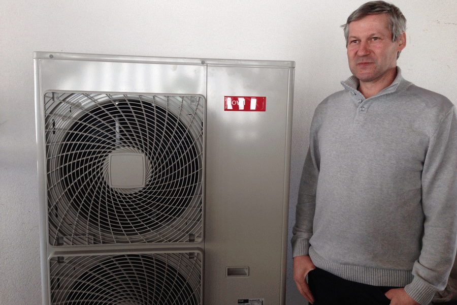 Peter Gliber erzeugt den Strom für seine Wärmepumpe selbst.