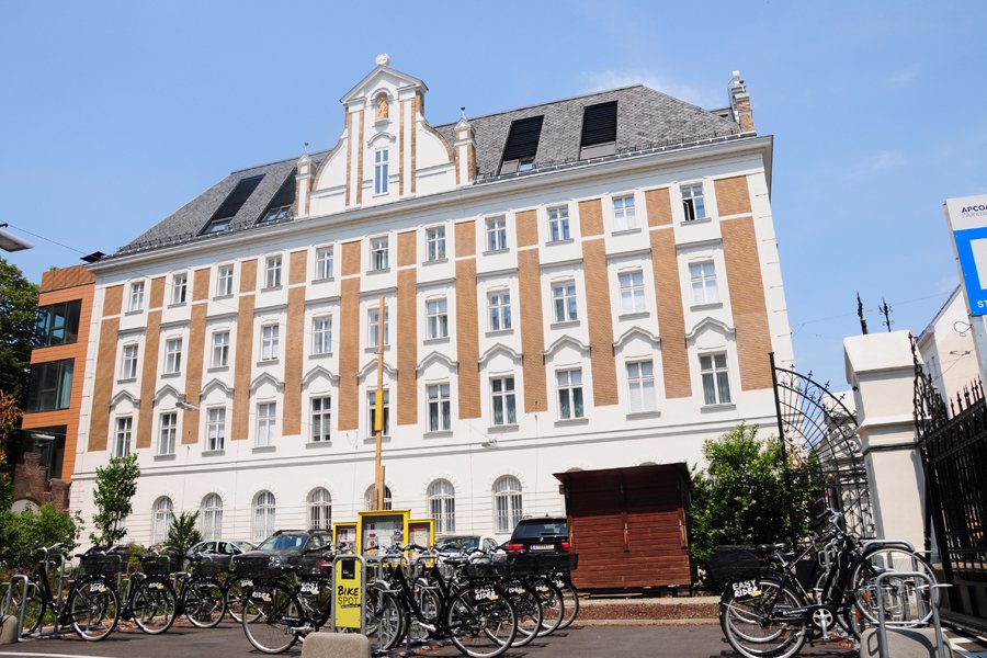 Der Komfort des Gebäudes wurde langfristig und nachhaltig aufgewertet und konnte sogar den klimaaktiv Gold Standard erreichen.