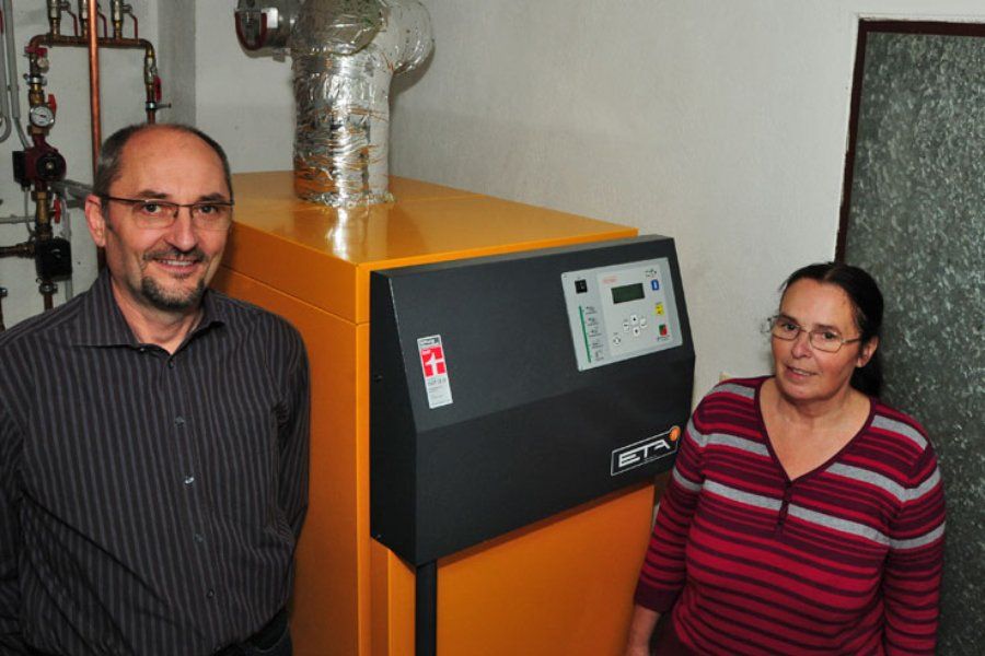Lux-Mitarbeiter%20Franz%20Grassinger%20mit%20Hilde%20Weissheimer