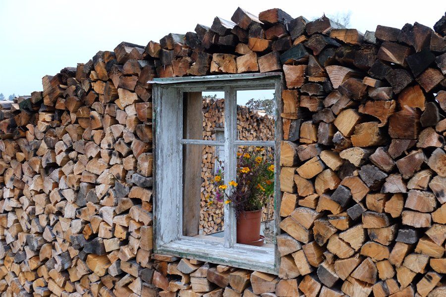 ... und der Blick durchs Fenster