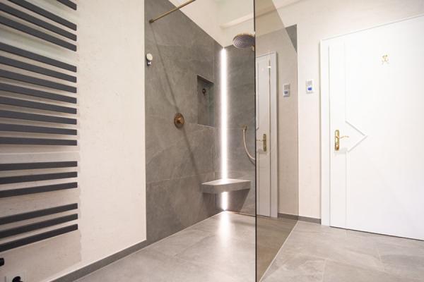 Perfekte Eleganz: Ein Badezimmer zum Wohlfühlen