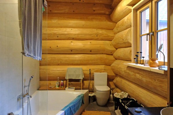 Wohnen & heizen mit Holz