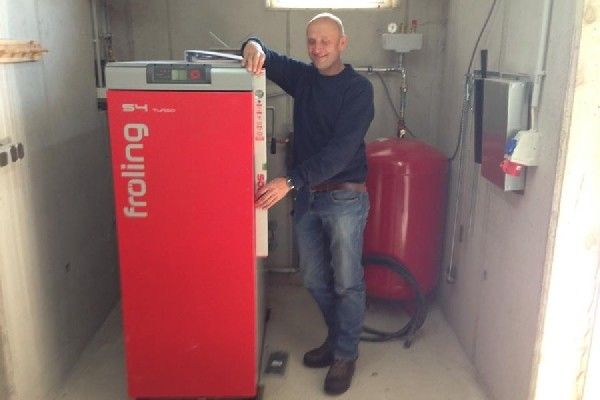 Wärme aus Scheitholz und Solar
