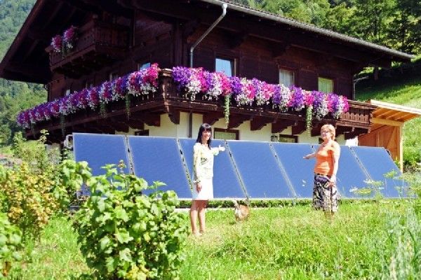 Wir vertrauen auf Holz + Sonne