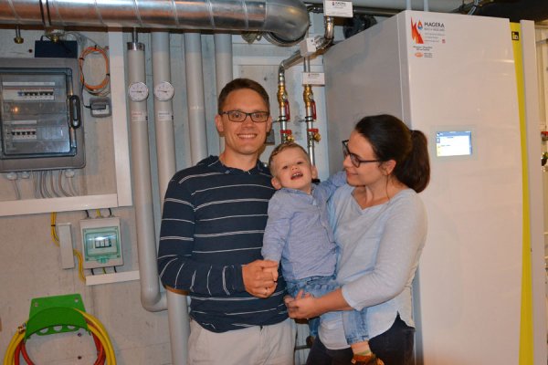 Installateur mit Handschlagqualität