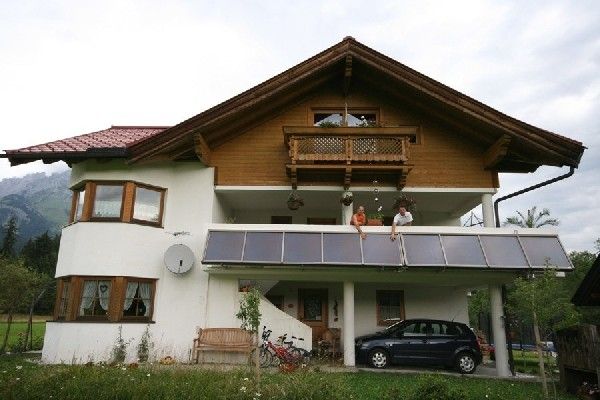 Mit Stolz von Öl auf Holz