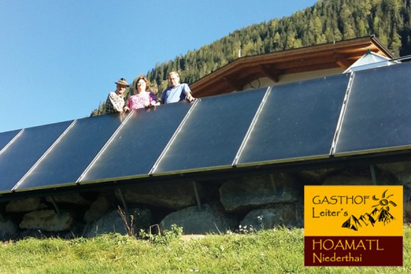 Holz und Sonne wärmt