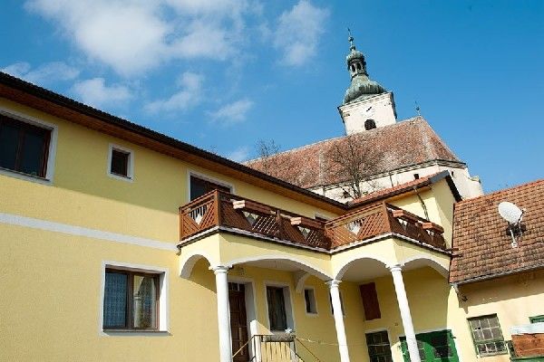 Eine Heizung – drei Objekte